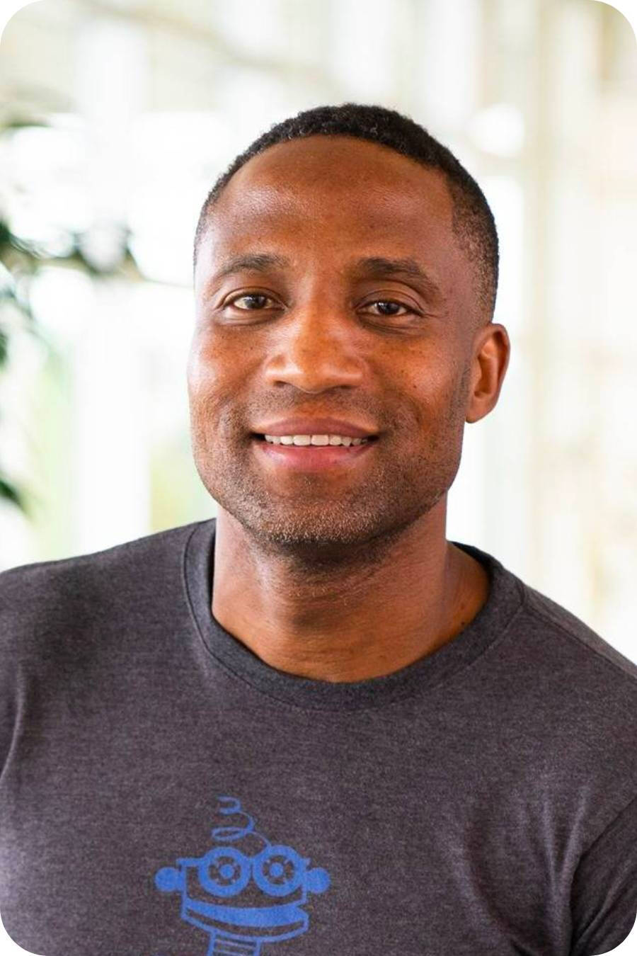 Michael Hyacinthe Headshot